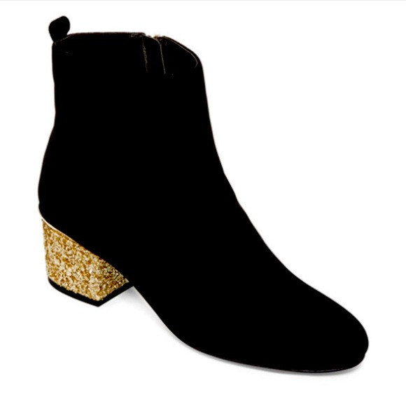 Liz Claiborne | Shoes | Liz Claibornegina Black Velvet Ankle Boots Gold